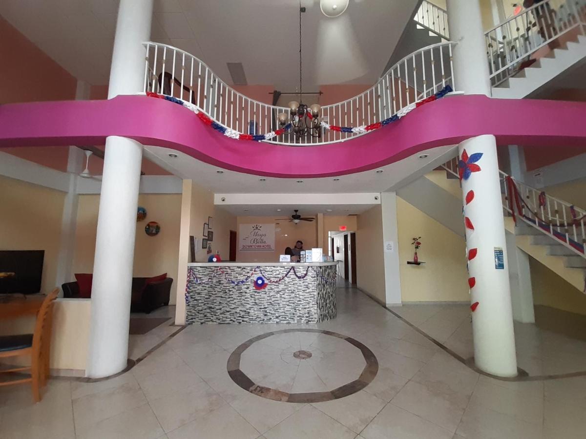 Maya Bella Downtown Hotel Сан-Игнасио Экстерьер фото
